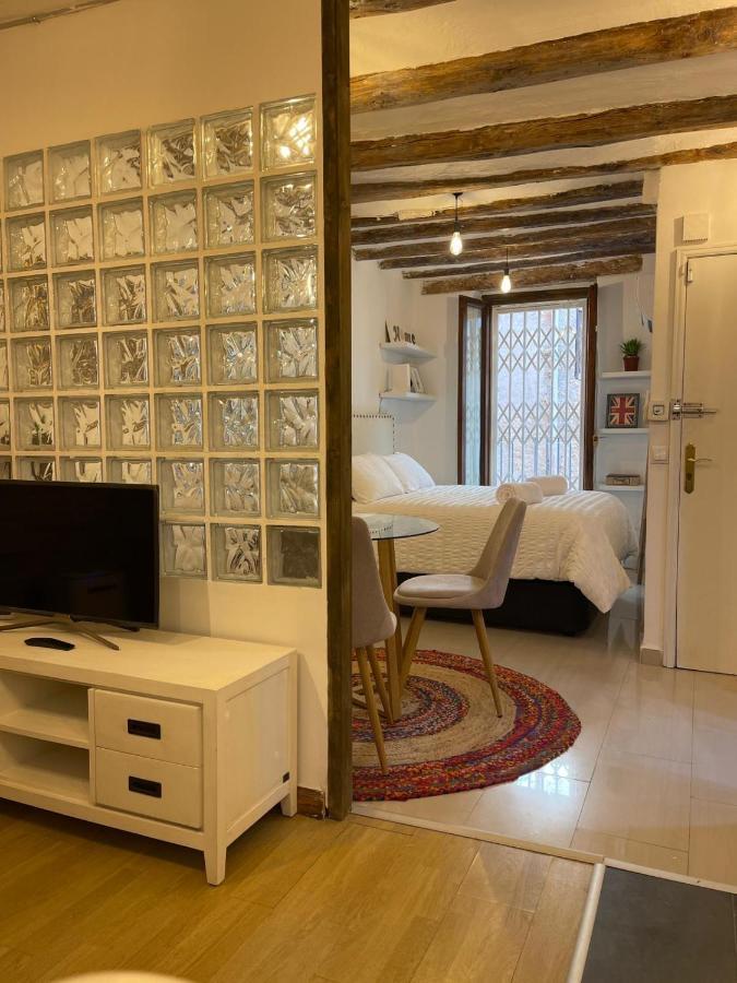 La Curiosa Del Casc Antic Apartment Tarragona Exterior photo
