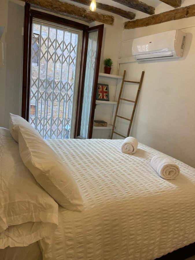 La Curiosa Del Casc Antic Apartment Tarragona Exterior photo