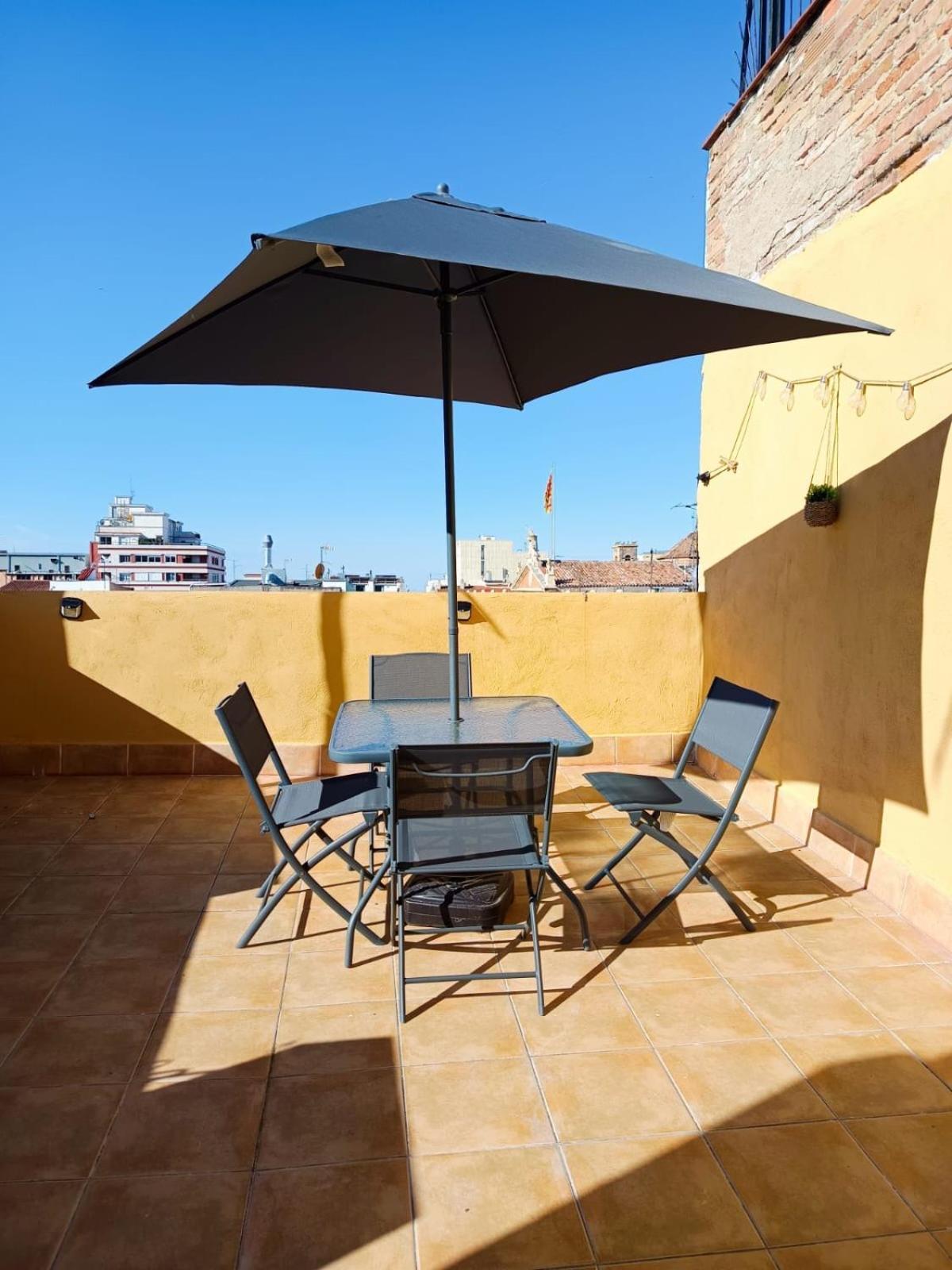 La Curiosa Del Casc Antic Apartment Tarragona Exterior photo