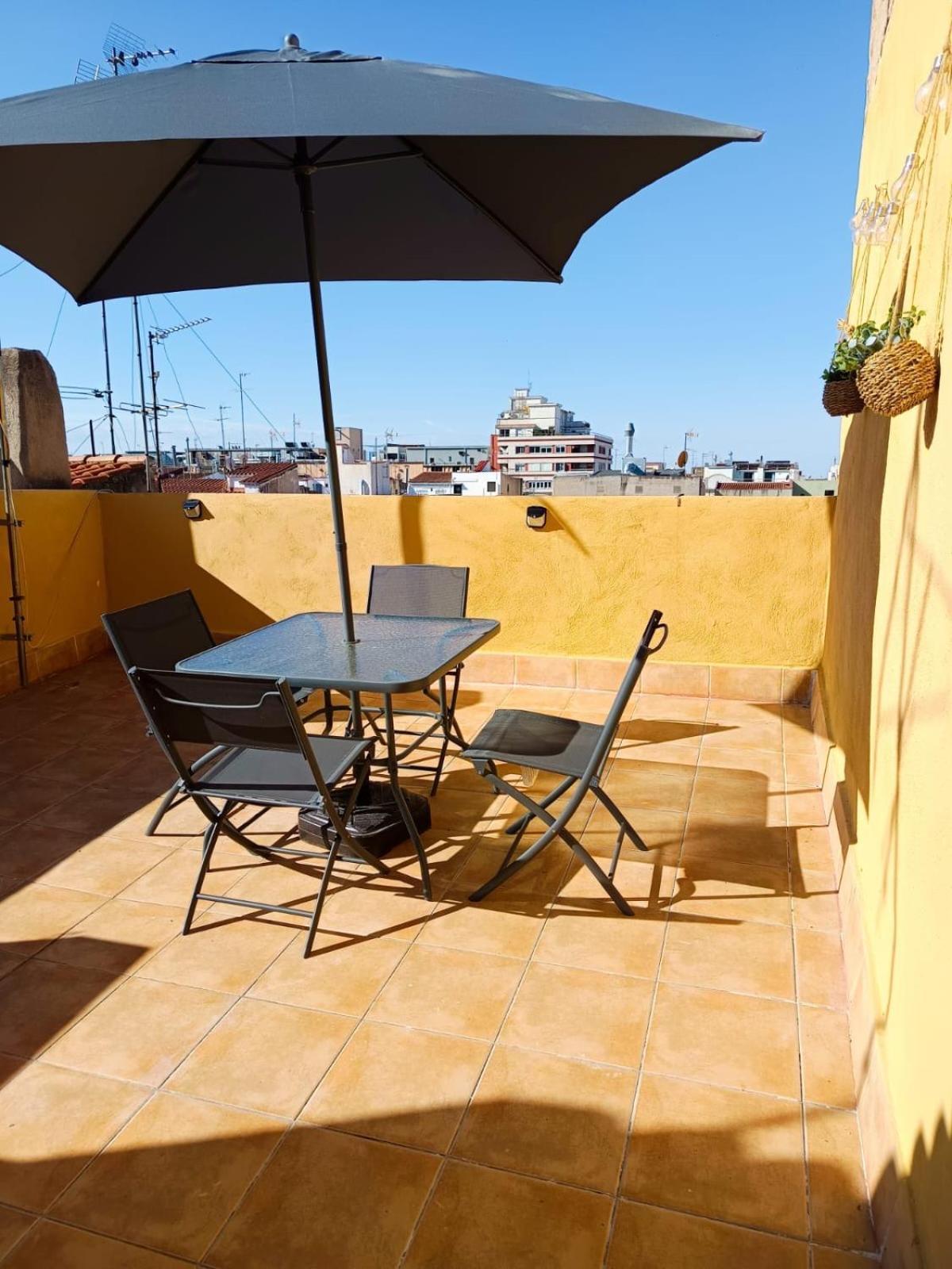 La Curiosa Del Casc Antic Apartment Tarragona Exterior photo